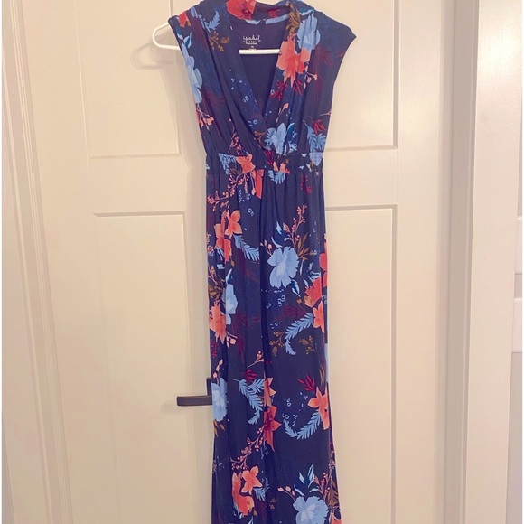 Isabel Maternity by Ingrid & Isabel Dresses & Skirts - Isabel Maternity floral dress